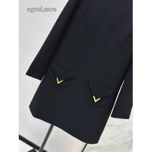 ブランド コピー 着払いヴァレンティノ定番人気商品 数量限定在庫限り 定番最新作ワンピース..