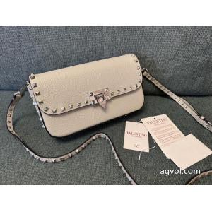ヴァレンティノ先行入荷 最新商品即完売必至 先取り    バッグブランド 品 スーパー コピー.