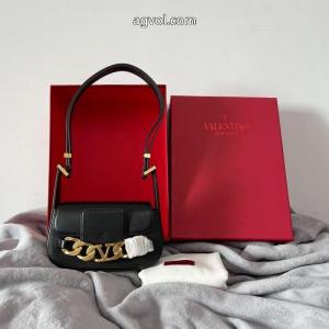 ブランド コピー 品VALENTINOバッグ大人気商品 即発◆高級 素敵な商品..