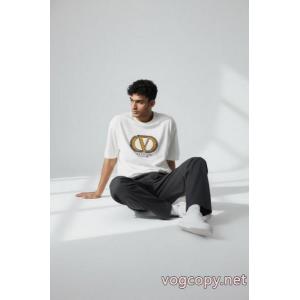 人気定番2026 日本未入荷 国内初上陸VALENTINO半袖Tシャツコピー ブランド 通販 安心