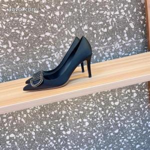 ブーツVALENTINOブランド コピー s 級新作入荷正規品 大人のファッション 回答急募..