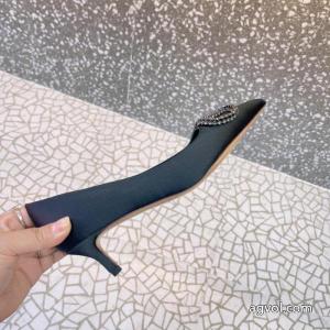 ブーツVALENTINOブランド コピー s 級新作入荷正規品 大人のファッション 回答急募..