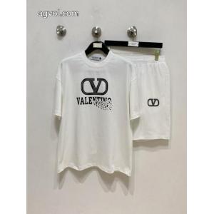 珍しい 手頃価格でオシャレ スタイルUPして着こなすコピー 商品 通販VALENTINO セット.