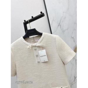 コピー ブランド 販売 ワンピースVALENTINO完売前に 2026に使えるおすすめトップス 必需品.