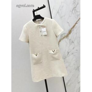 コピー ブランド 販売 ワンピースVALENTINO完売前に 2026に使えるおすすめトップス 必需品.