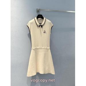 VALENTINOワンピース通販 ブランドトレンドのコーディネート 新作コレクションが登場 万能着.