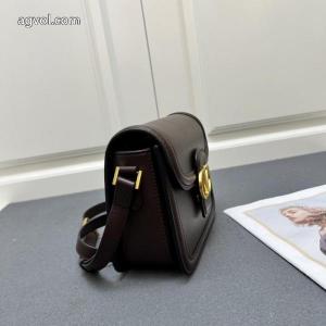 ブランド 品 コピー【2026トレンド】 2026新作/送料込 高級感あるバッグVALENTINO.