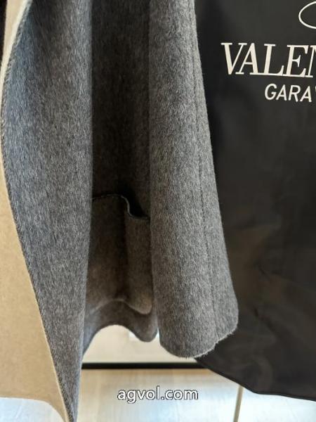 VALENTINOコート限定デザイン 新作追加 元気な印象にブランド コピー 通販. 6