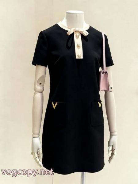 2026新作 26ss 最大の魅力偽 ブランド 販売ワンピースVALENTINO.. 1