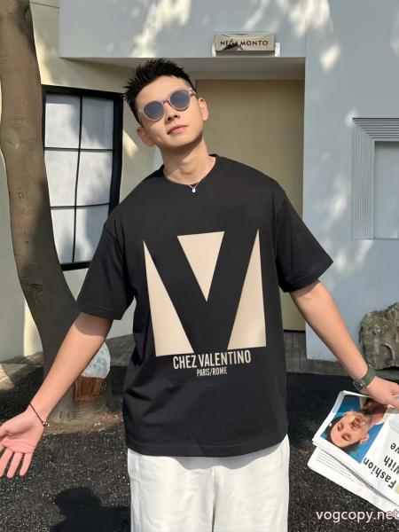 VALENTINO半袖Tシャツ2026新作新品 最終セール 抜け感や着心地重視コピー 品 販売 0 