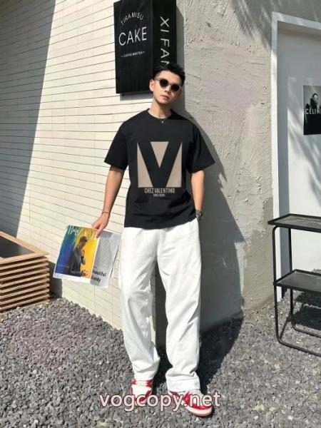 VALENTINO半袖Tシャツ2026新作新品 最終セール 抜け感や着心地重視コピー 品 販売 5 