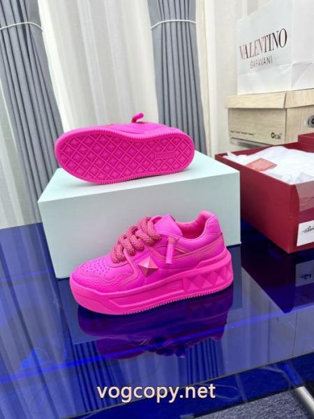 スニーカーブランド 通販店VALENTINOトップトレンド2026 軽やかな素材感 在庫品.. 4