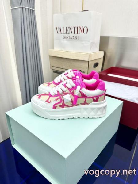 スーパー コピー メンズスニーカーVALENTINO高品質素材 ルックスの良い サラサラの着心地.. 5