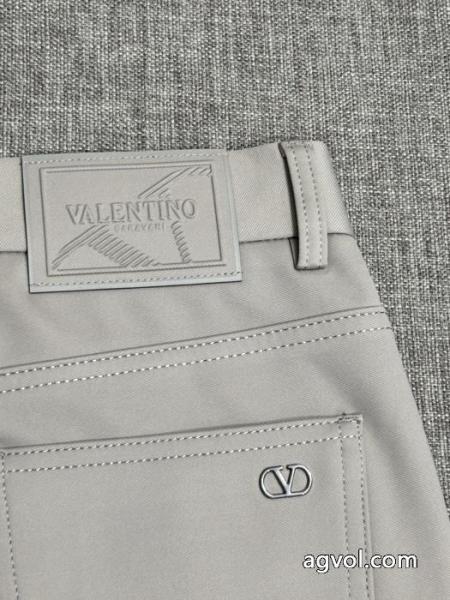 VALENTINOデザイン性抜群 魅惑 超人気美品偽物 ブランドジーパン.. 6