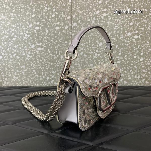お買い得HOT 安心の直営店買付け! 大人気で争奪戦ブランド 通販VALENTINO バッグ. 3