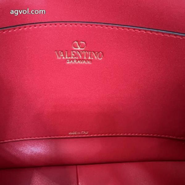 着るだけオシャレ上級者 永年ご愛用頂けるアイテム 激安大特価2026スーパー コピー 安心 バッグVALENTINO.. 5 