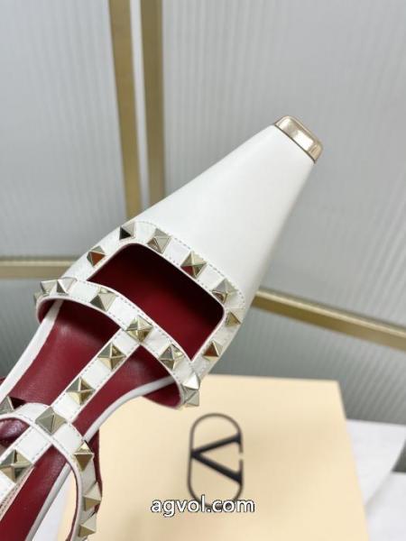 予約完売品 海外限定 スタイリッシュなデザインブーツヴァレンティノブランド 偽物 激安.. 5 