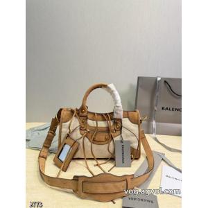 balenciaga    バッグ遊び心が溢れるアイテム 新作超高人気 通年使えるアイテムブランド コピー バック.
