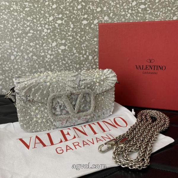 ブランド 通販店VALENTINOバッグ大好評 今シーズンは特に人気 魅力を引き出してくれる. 4