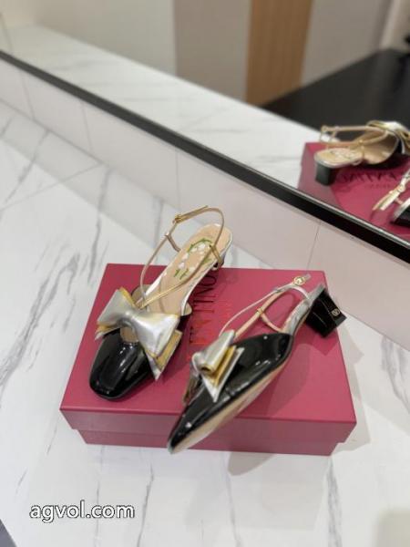 ファッションブランド 売上ランキング1位 オンライン限定商品コピー ブランド 通販サンダルVALENTINO. 5