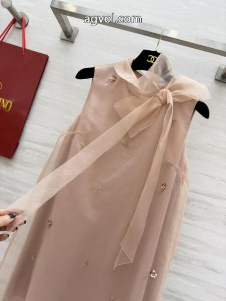 26-26AW 【最新】2026年2026のトレンド速報 2026年最新人気ワンピース激安 ブランドVALENTINO. 6 