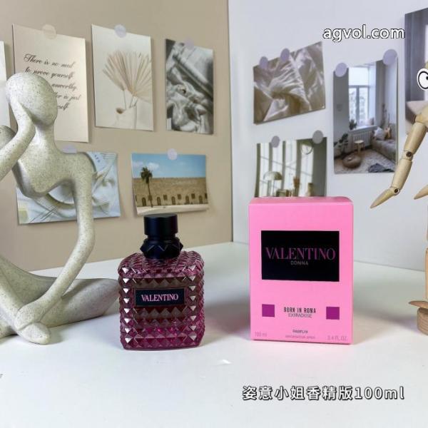 VALENTINO期限限定 国内即納 フォーマル多機能 コピー 品 ブランド雑貨小物.. 1