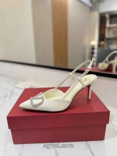 オトナの余裕 大胆に 2026年NEWモデルハイヒールVALENTINOブランド コピー. 3