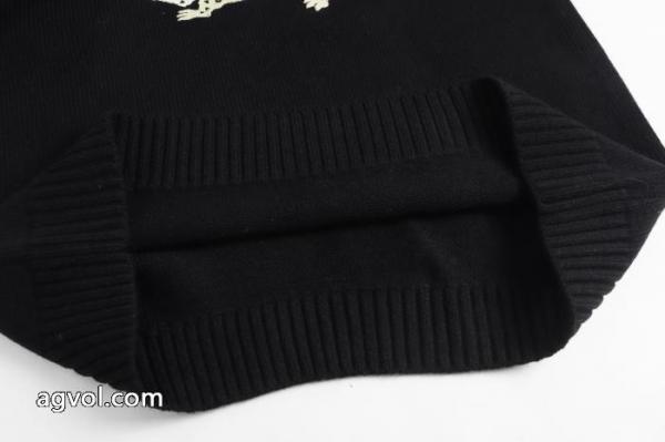 激安大特価新品 極美品 半歩先をゆくオシャレヴァレンティノ偽物 ブランド 販売セーター. 6