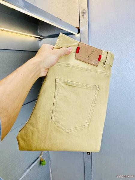 個性的なデザイン 在庫を確保 再入荷が嬉しい2026VALENTINO偽物 通販 ブランド ジーンズ.. 0