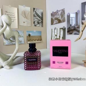 VALENTINO期限限定 国内即納 フォーマル多機能 コピー 品 ブランド雑貨小物..